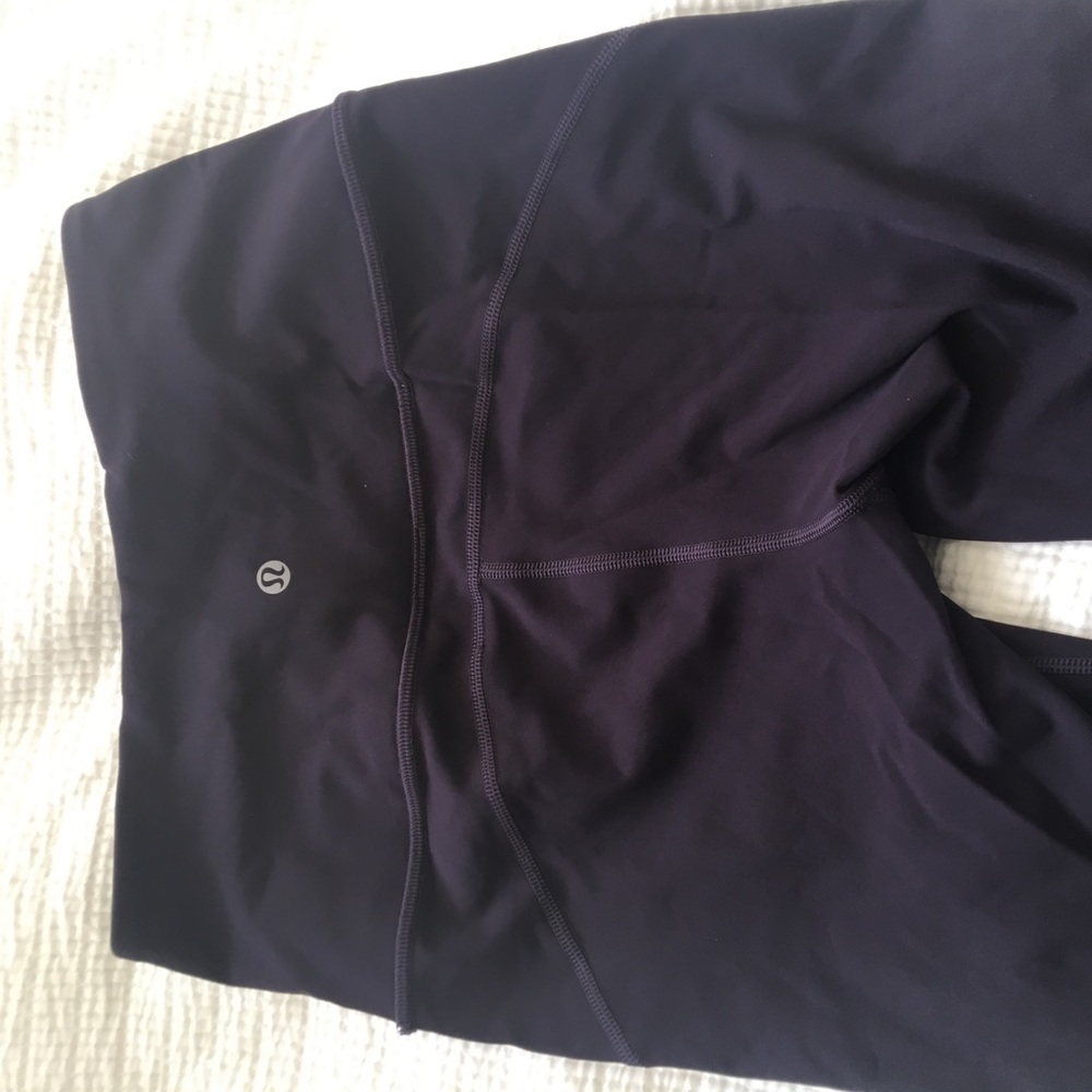 LULULEMON SIZE 6 ANEW LEGGING